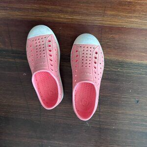 Native Jefferson Bling Pink Glitter Slip-On Sneaker